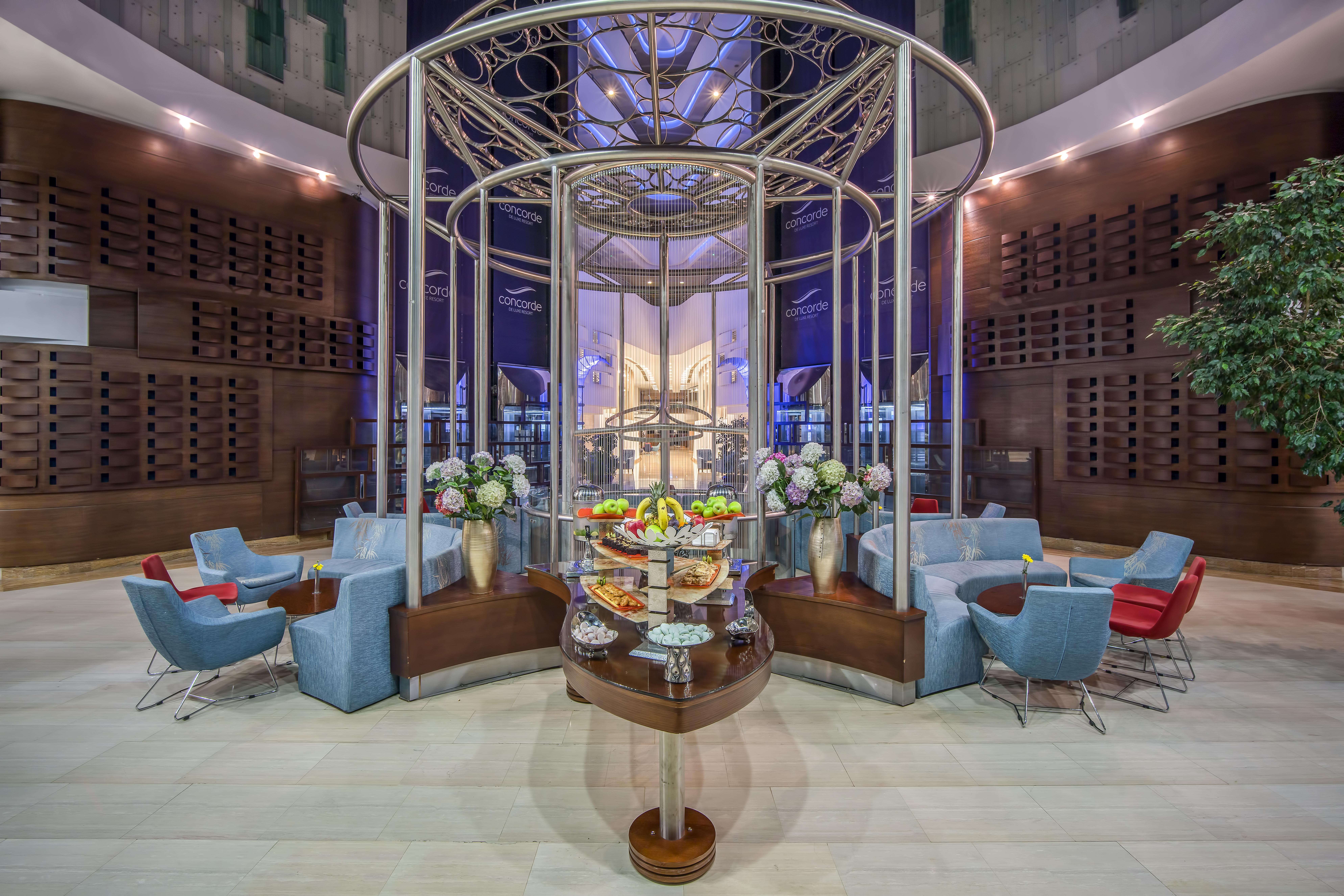 コンコルド デラックス リゾート【ウルトラオールインクルーシブ】 アンタルヤ エクステリア 写真 The lounge at the airport